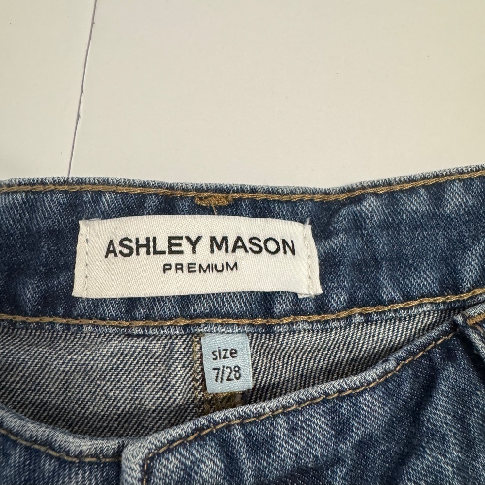 Ashley Mason Barrel Jeans Women’s Sz 7/28 Blue High Rise Wide Leg Raw Hem Denim - Picture 9 of 14